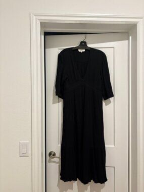 Brand Bash -  black midi dress in french size 2 (US Medium)